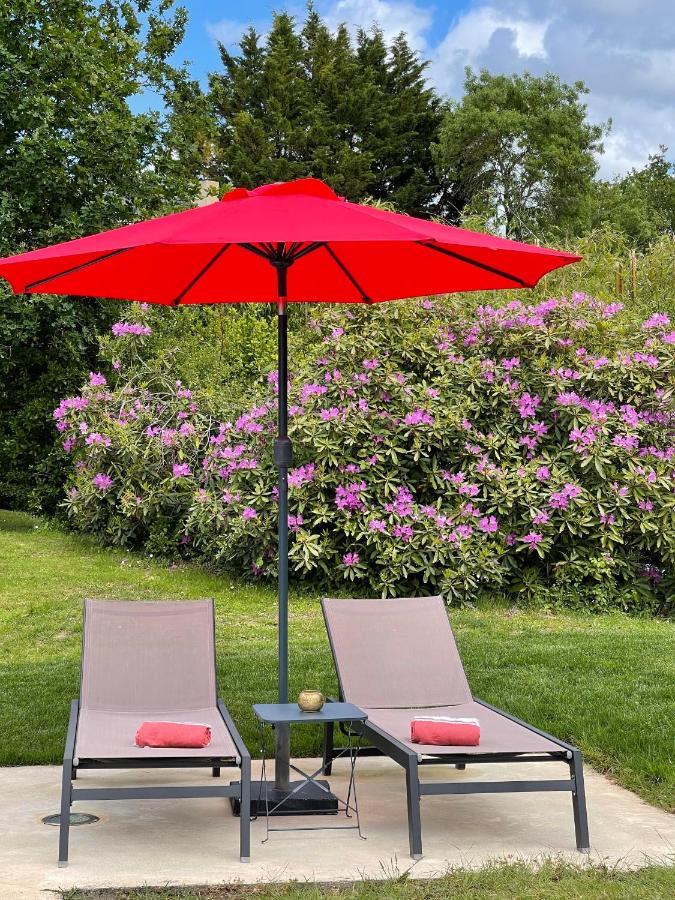 Les Arbres Rouges Bed & Breakfast Suce-sur-Erdre ภายนอก รูปภาพ