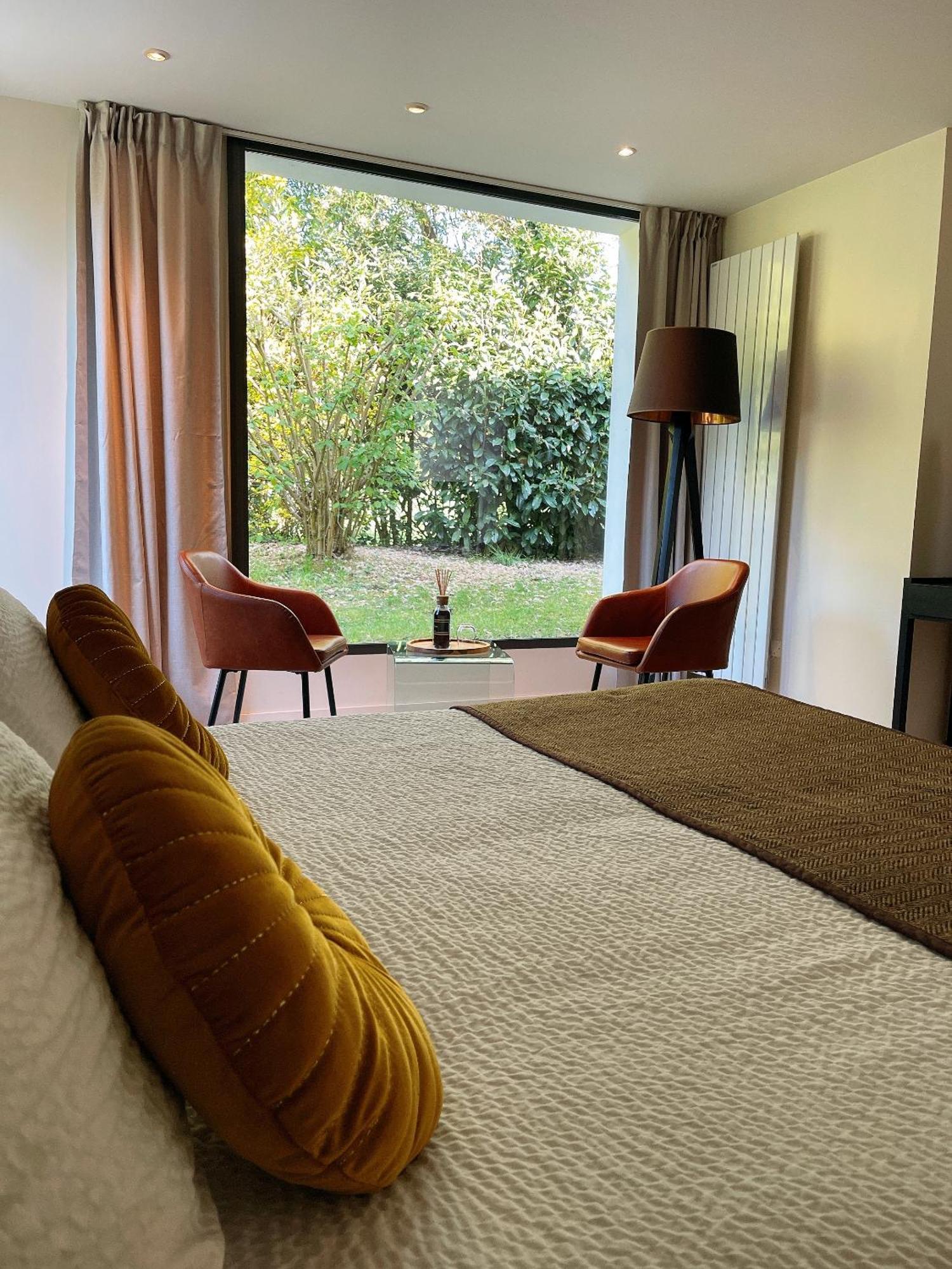 Les Arbres Rouges Bed & Breakfast Suce-sur-Erdre ภายนอก รูปภาพ
