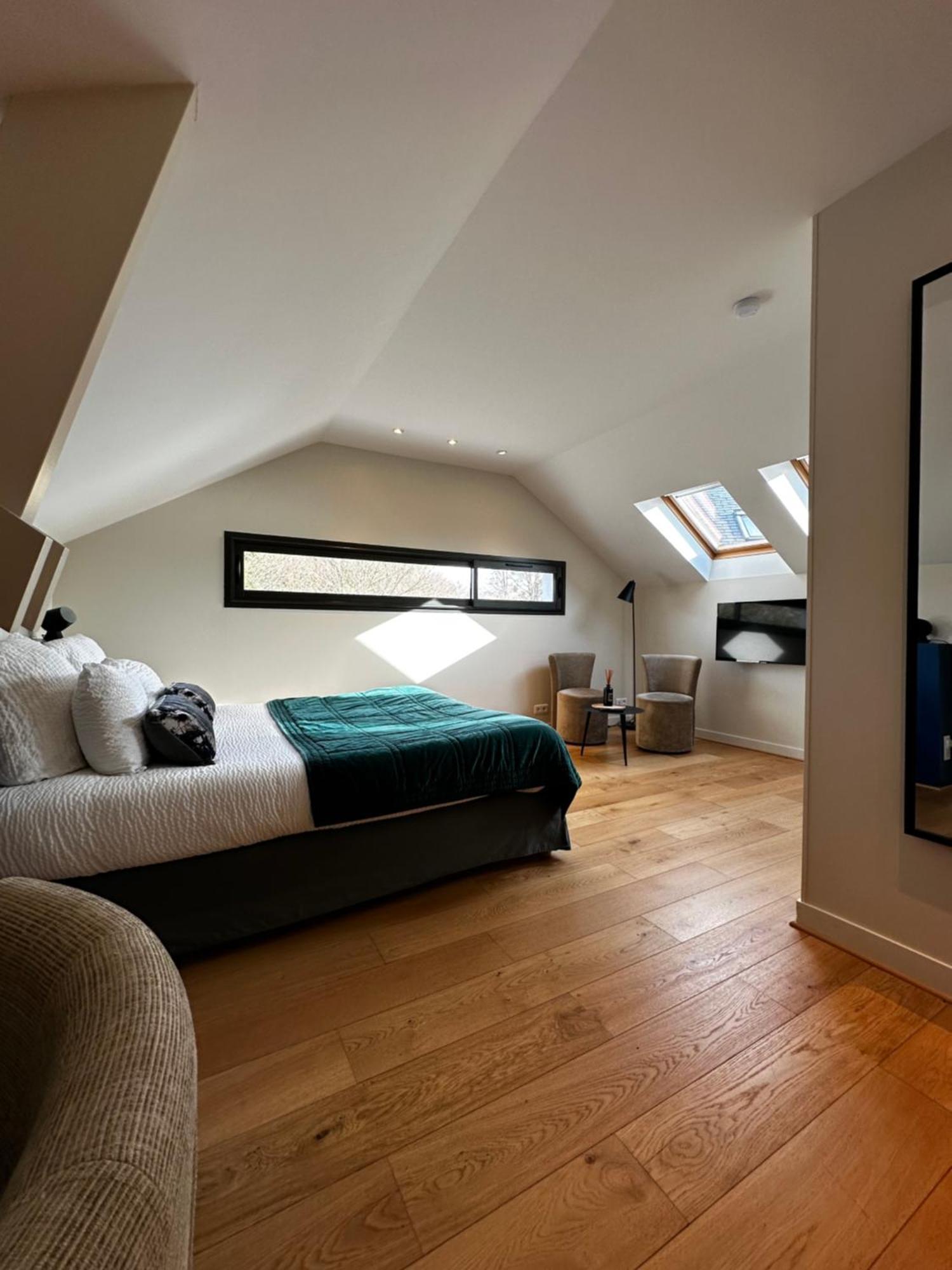 Les Arbres Rouges Bed & Breakfast Suce-sur-Erdre ภายนอก รูปภาพ